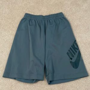 Boys Nike Shorts - Medium